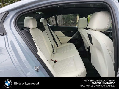 2026 BMW 550e xDrive 550e xDrive