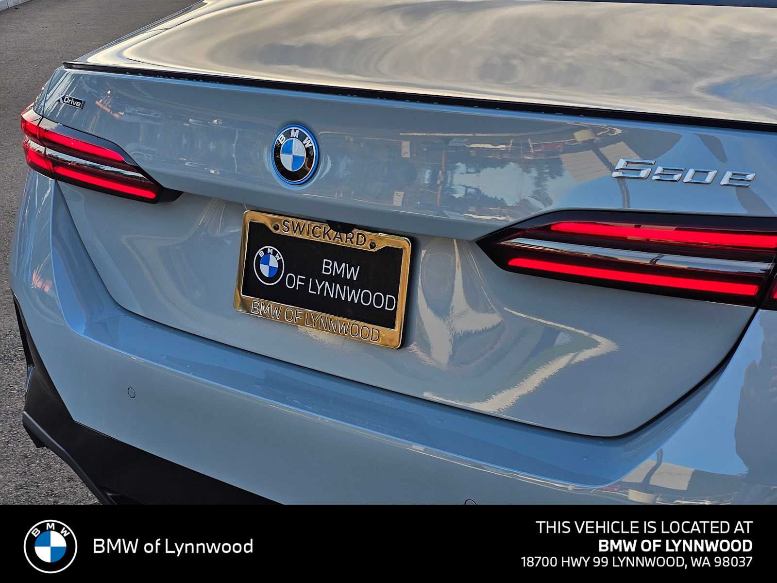 2026 BMW 5 Series 550e xDrive