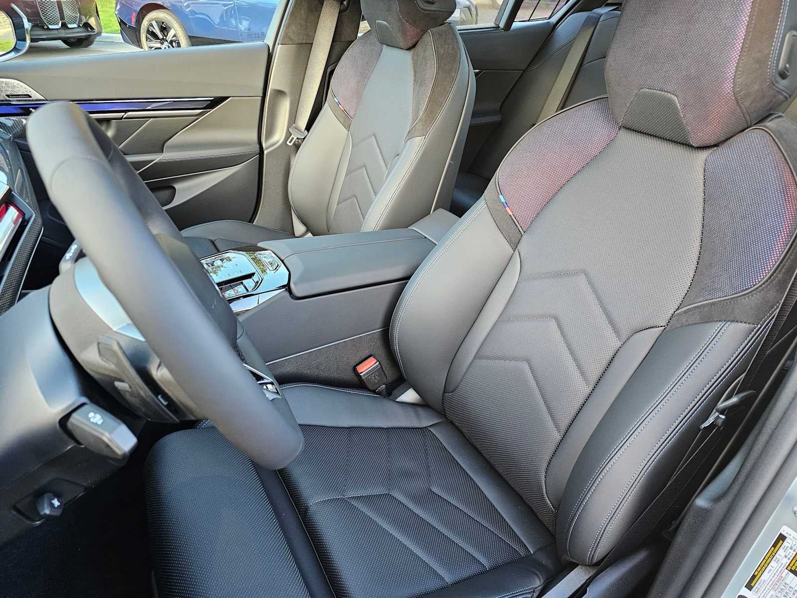 2026 BMW 5 Series 550e xDrive