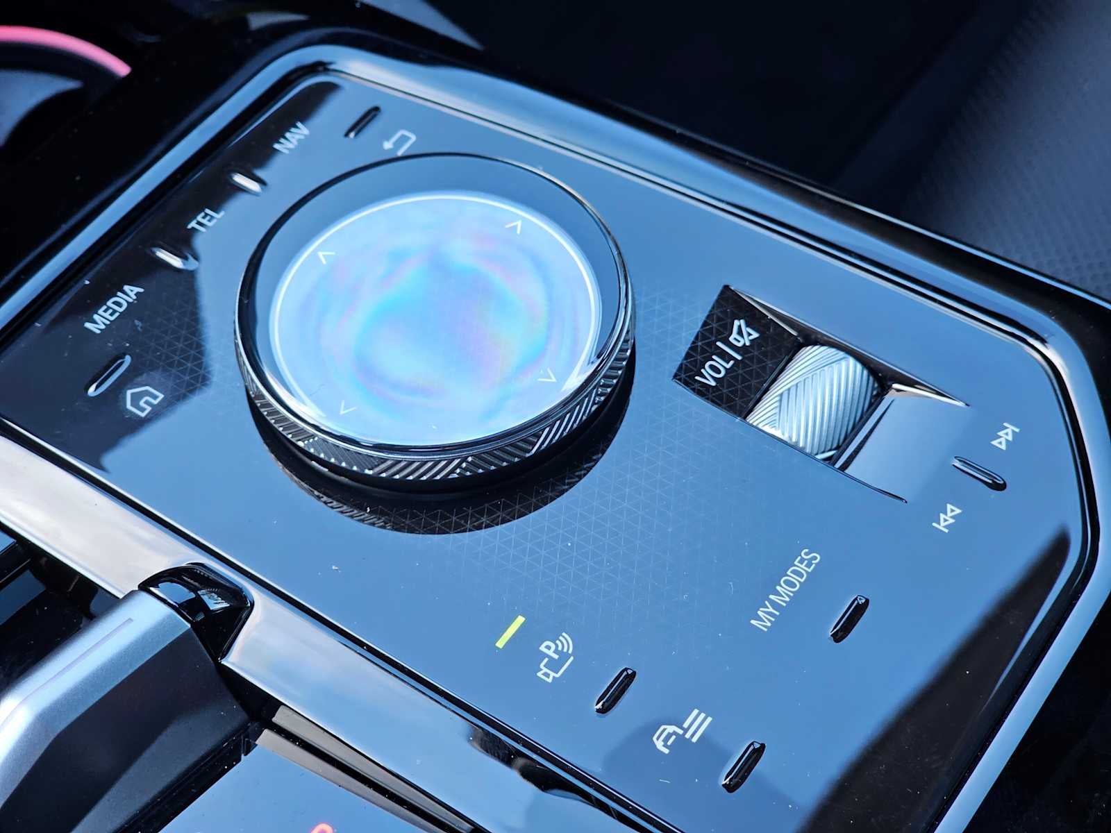 2026 BMW 5 Series 550e xDrive