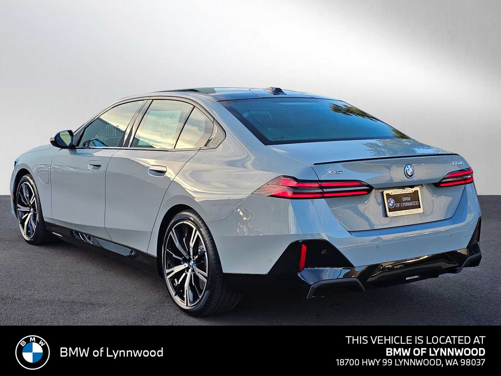 2026 BMW 5 Series 550e xDrive