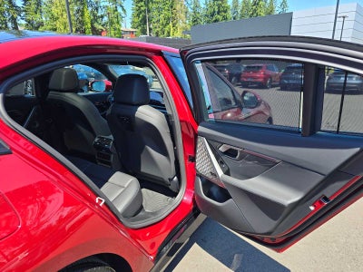 2026 BMW 5 Series 550e xDrive