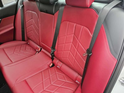 2026 BMW 550e xDrive 550e xDrive