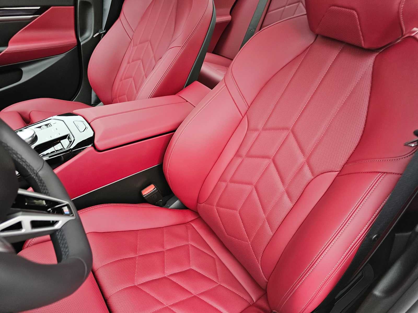 2026 BMW 550e xDrive 550e xDrive