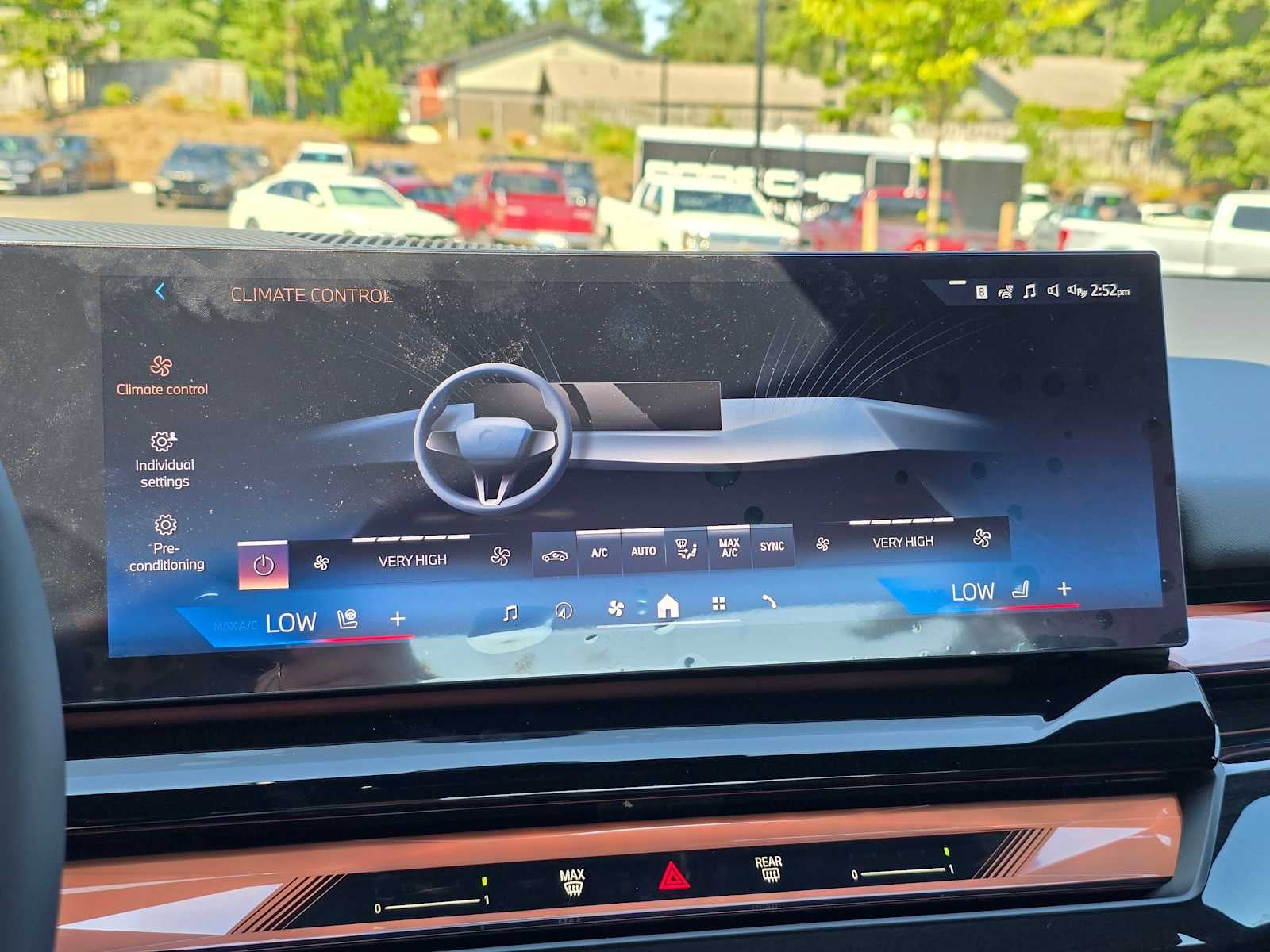 2026 BMW 550e xDrive 550e xDrive