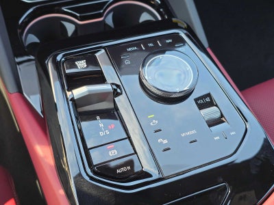 2026 BMW 550e xDrive 550e xDrive