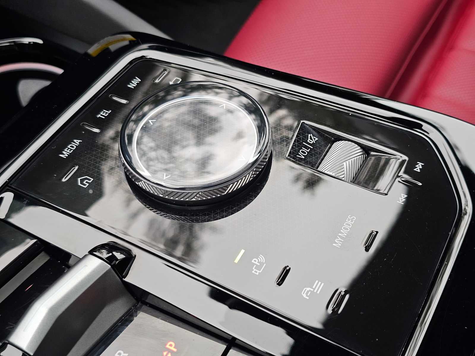 2026 BMW 550e xDrive 550e xDrive