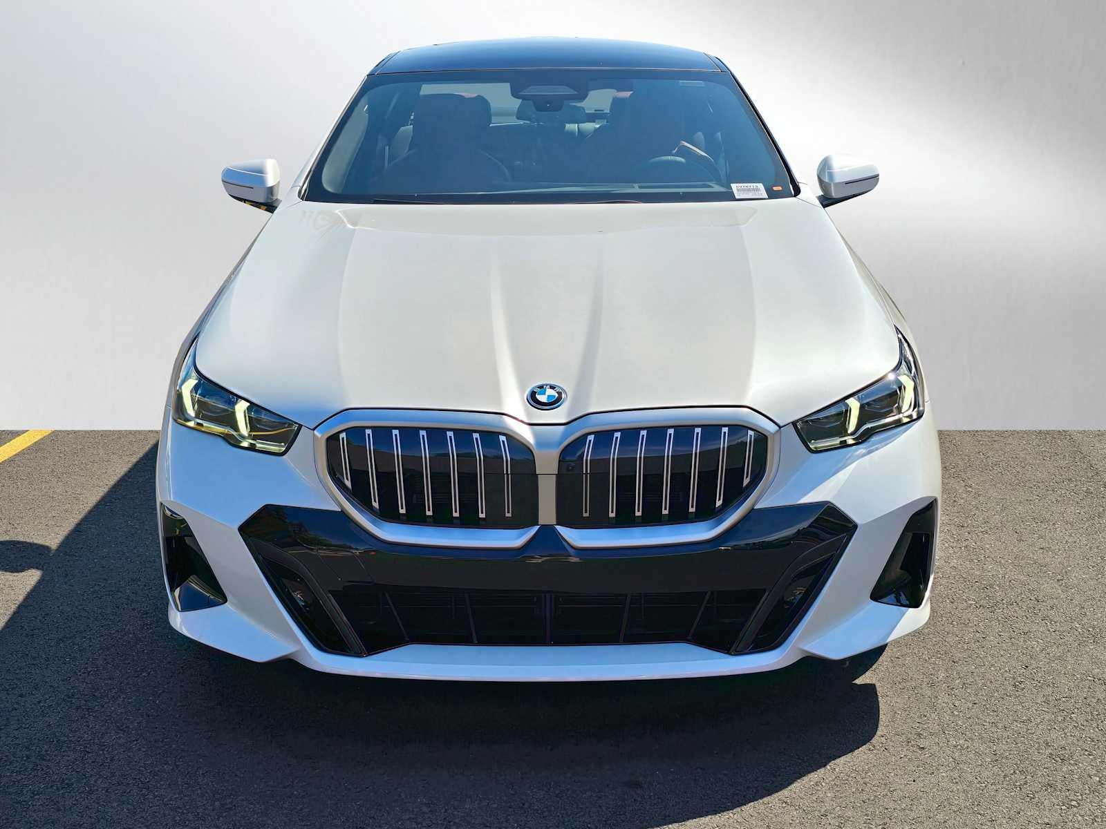 2026 BMW 550e xDrive 550e xDrive