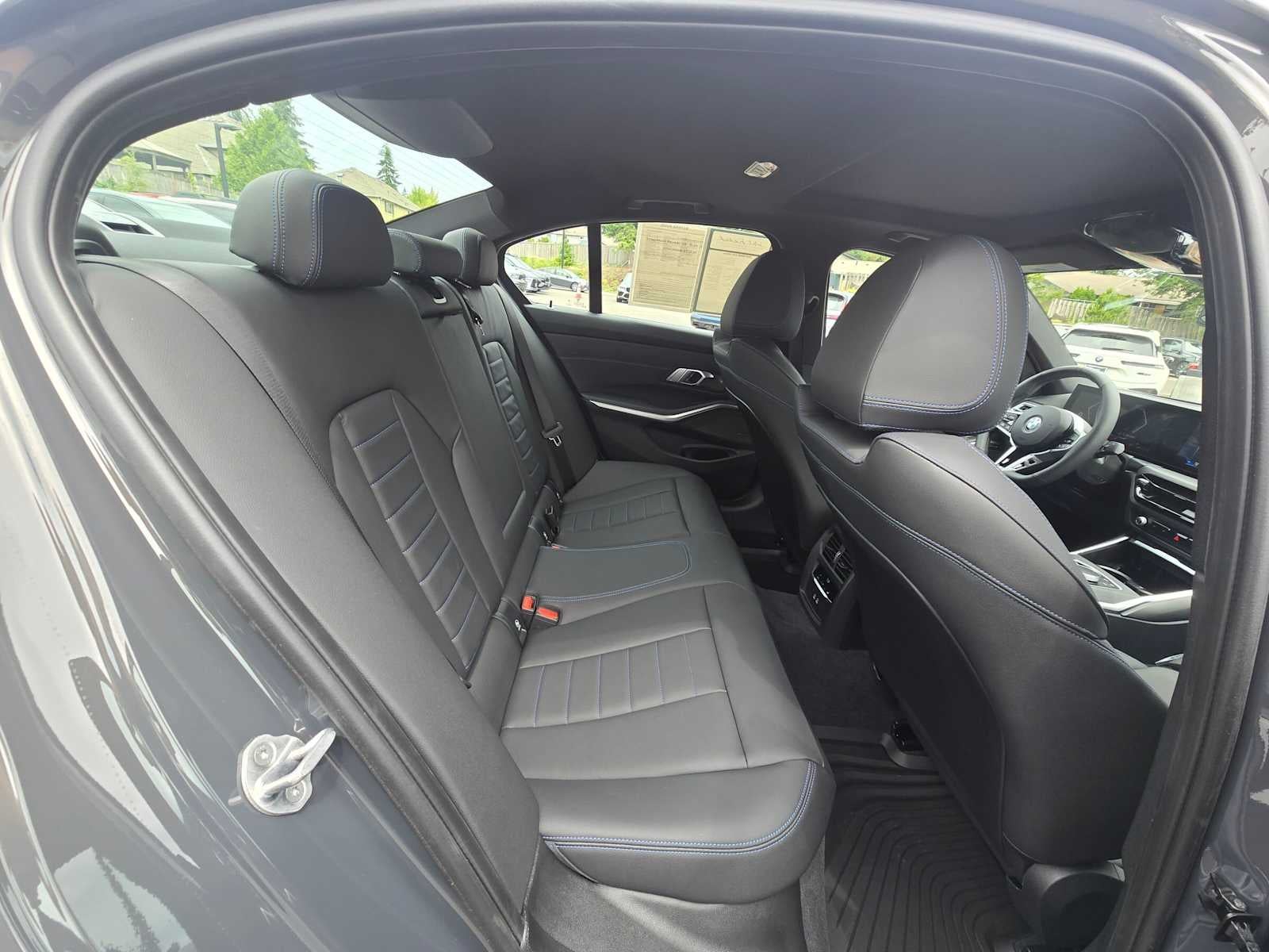 2026 BMW 330i xDrive 330i xDrive