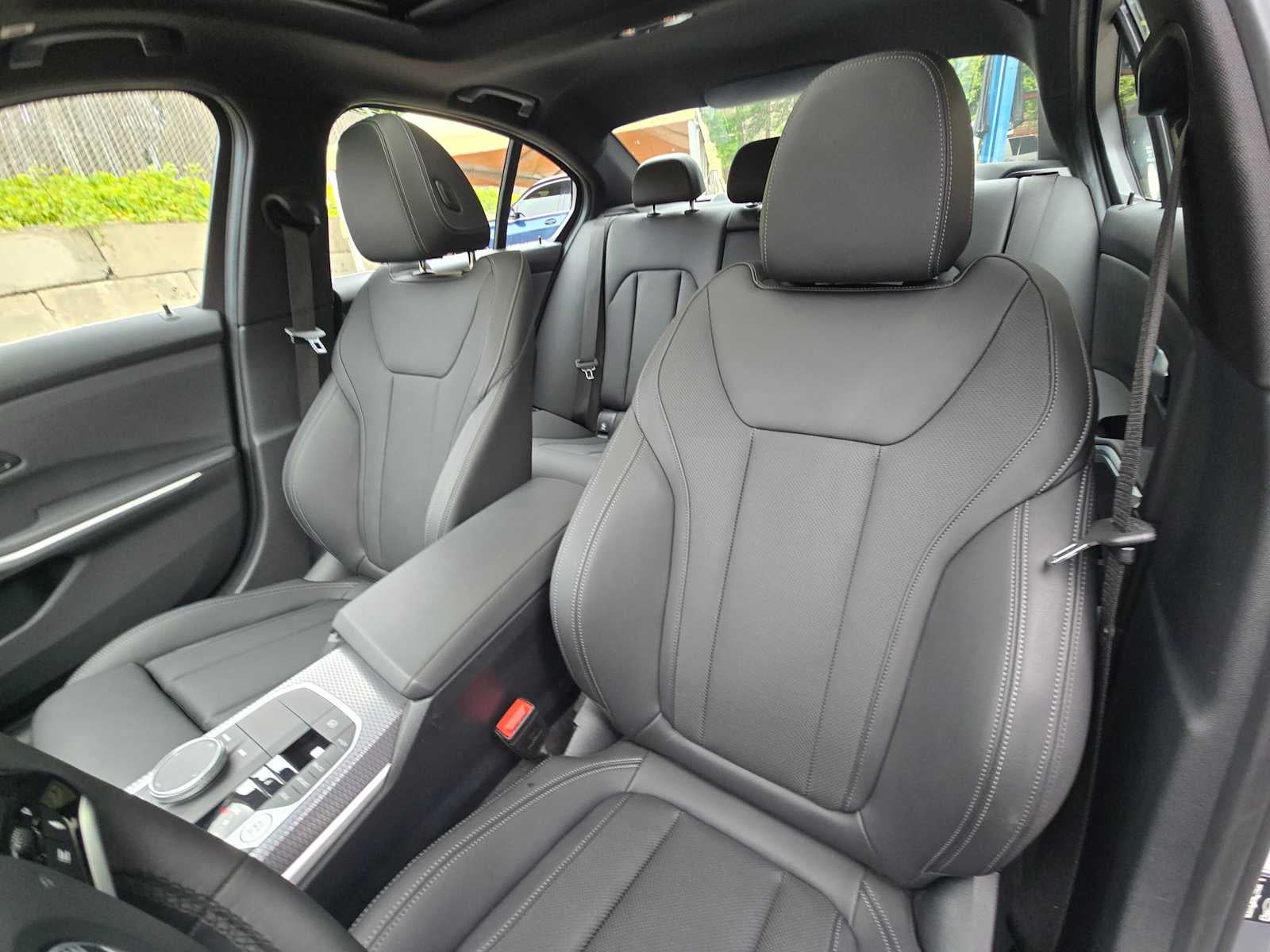 2025 BMW 330i xDrive 330i xDrive