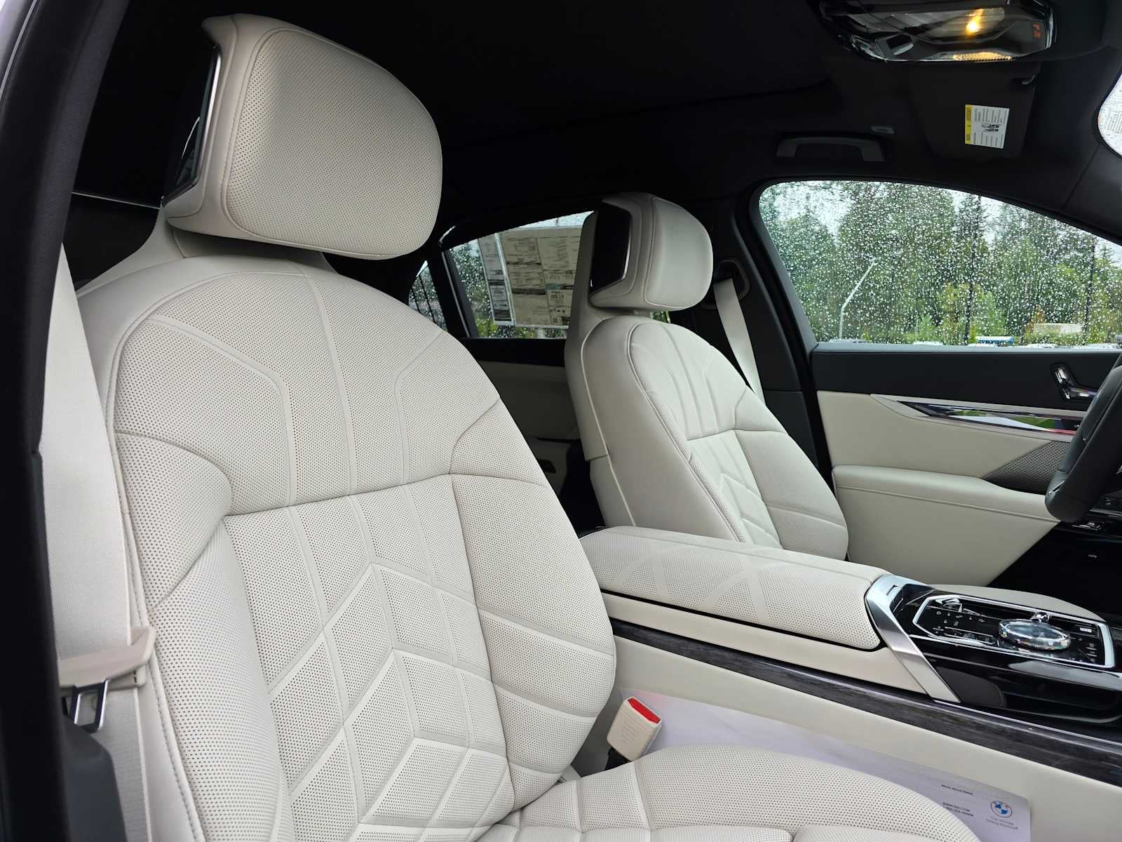 2025 BMW 7 Series 740i xDrive