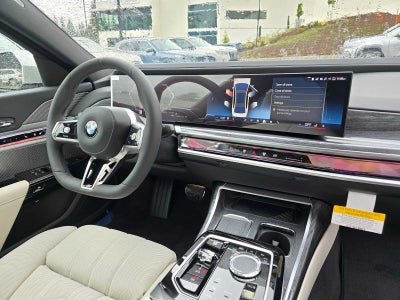 2025 BMW 7 Series 740i xDrive