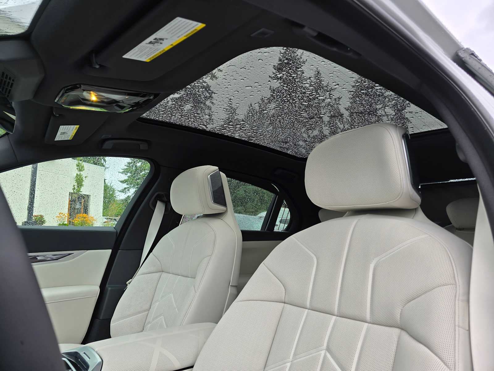 2025 BMW 7 Series 740i xDrive