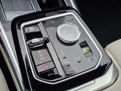 2025 BMW 7 Series 740i xDrive