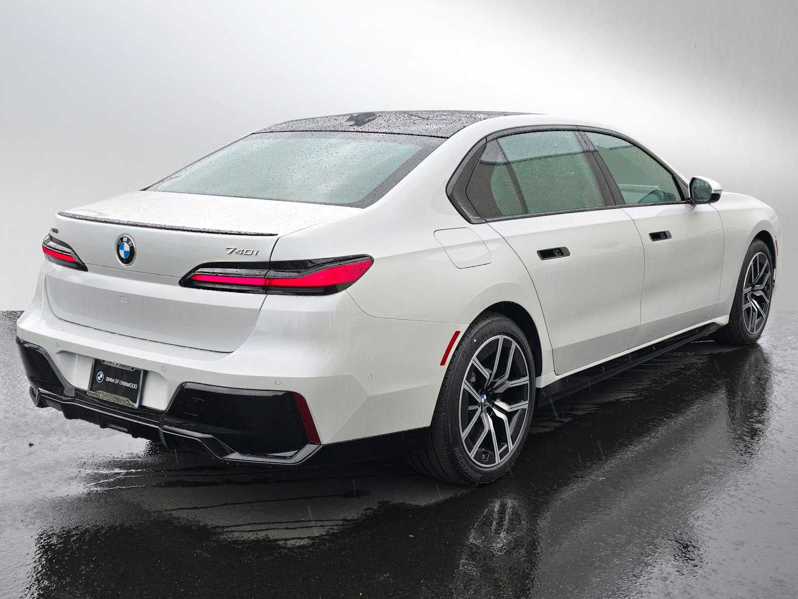 2025 BMW 7 Series 740i xDrive