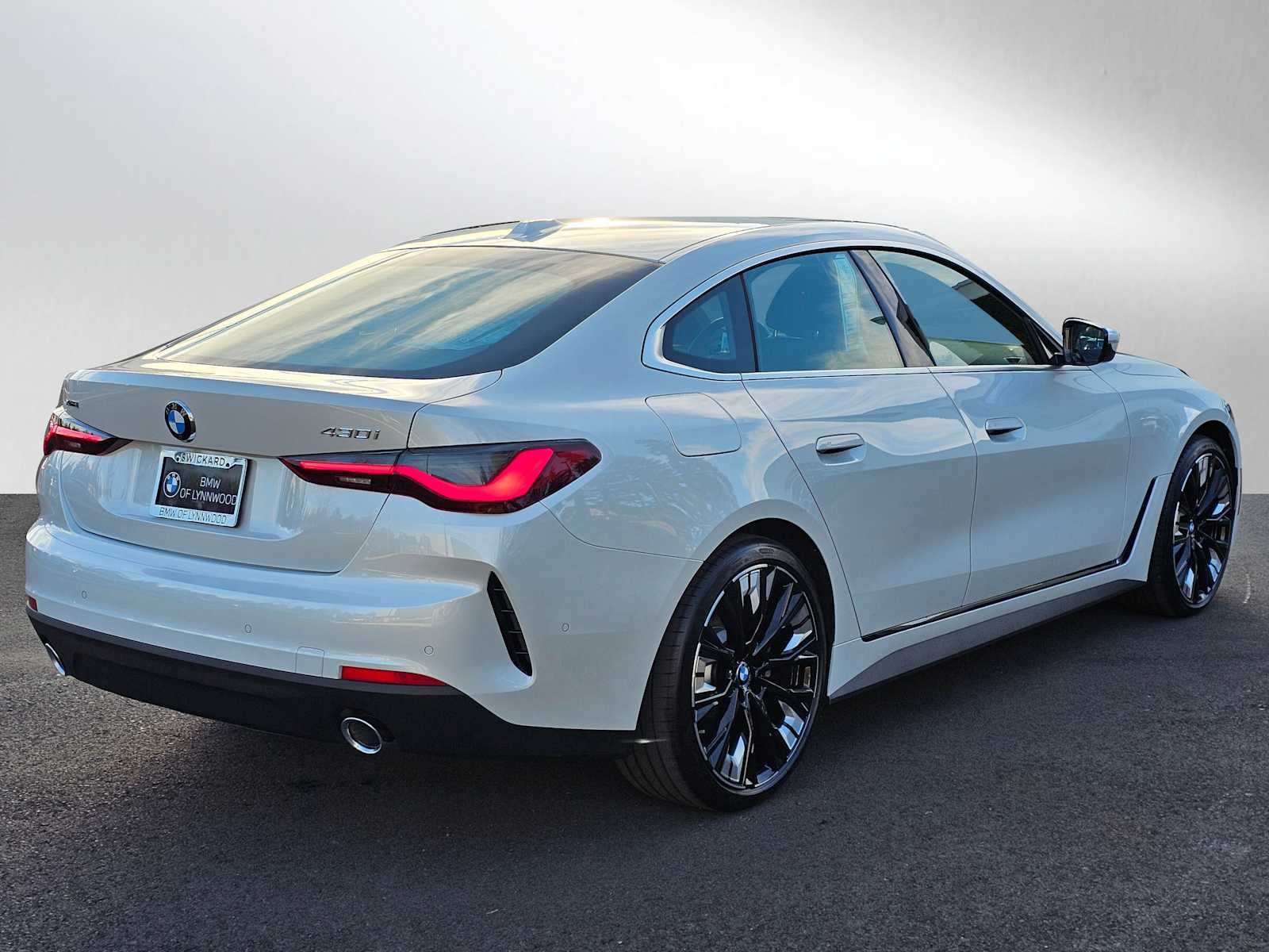 2026 BMW 4 Series 430i xDrive