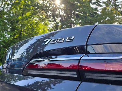 2025 BMW 7 Series 750e xDrive