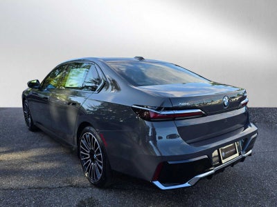 2025 BMW 7 Series 750e xDrive