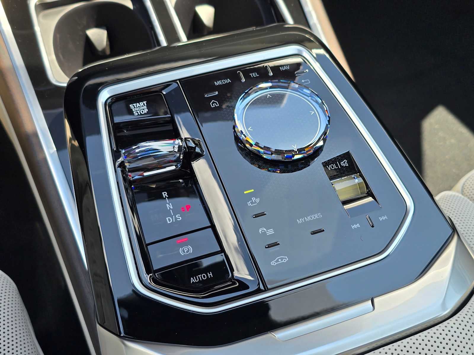 2025 BMW 7 Series 750e xDrive