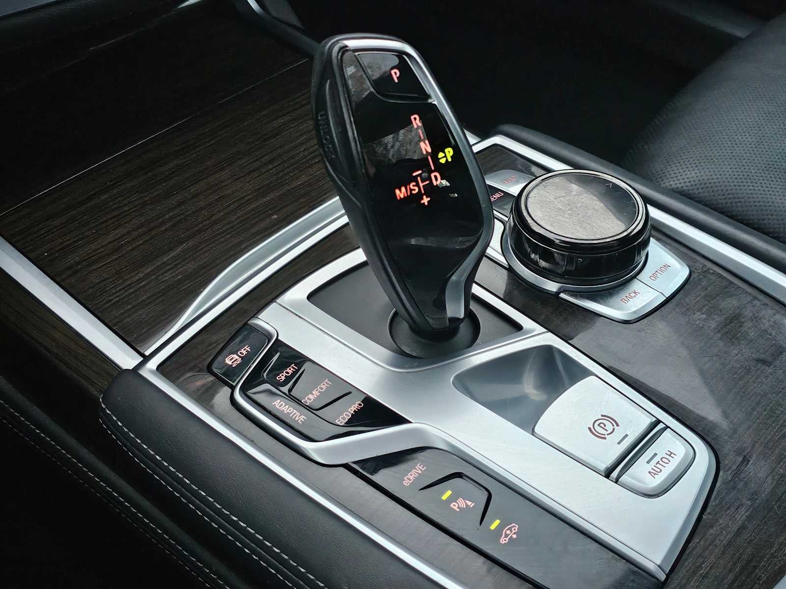 2018 BMW 7 Series 740e xDrive iPerformance