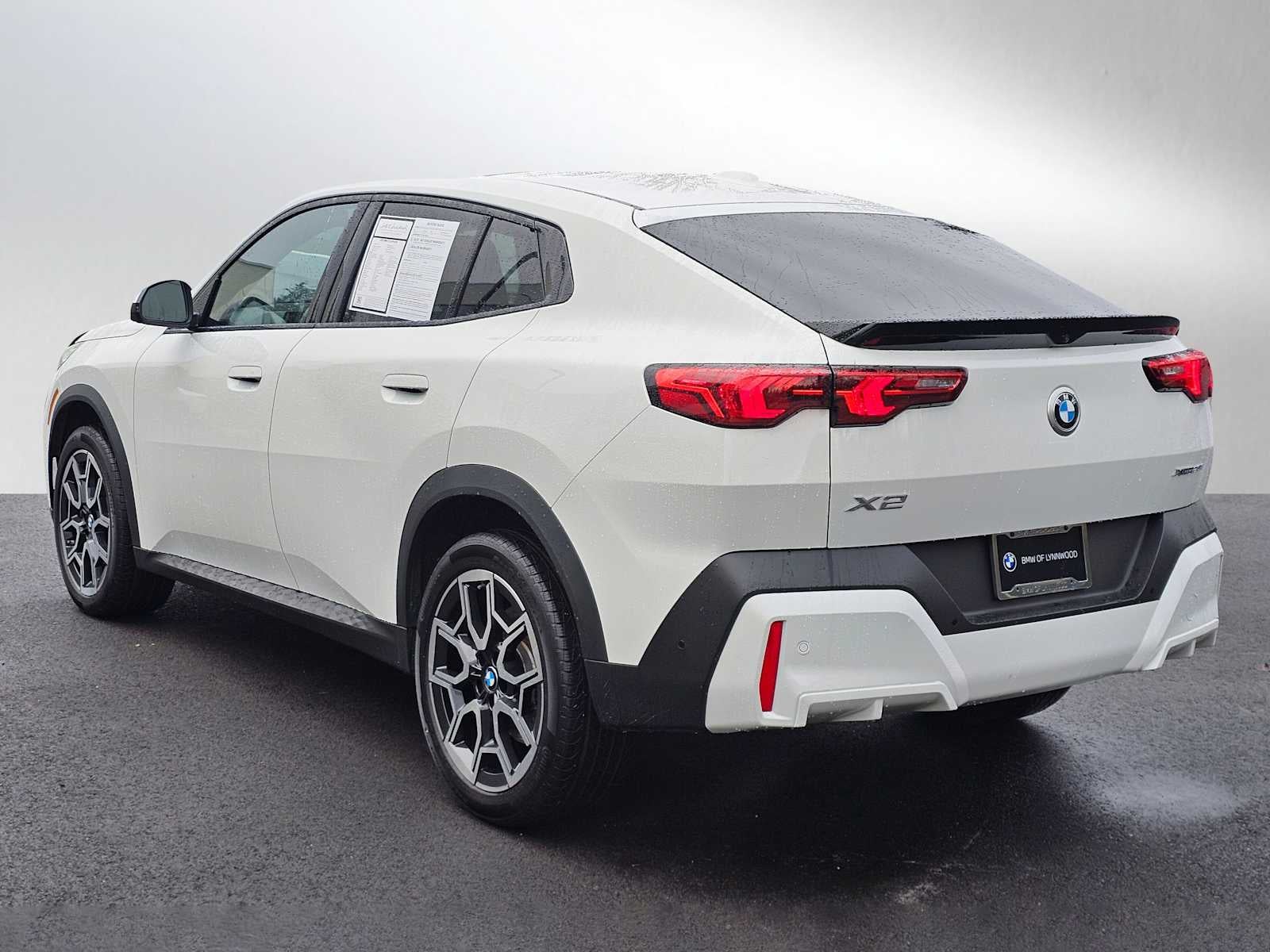 2025 BMW X2 xDrive28i xDrive28i