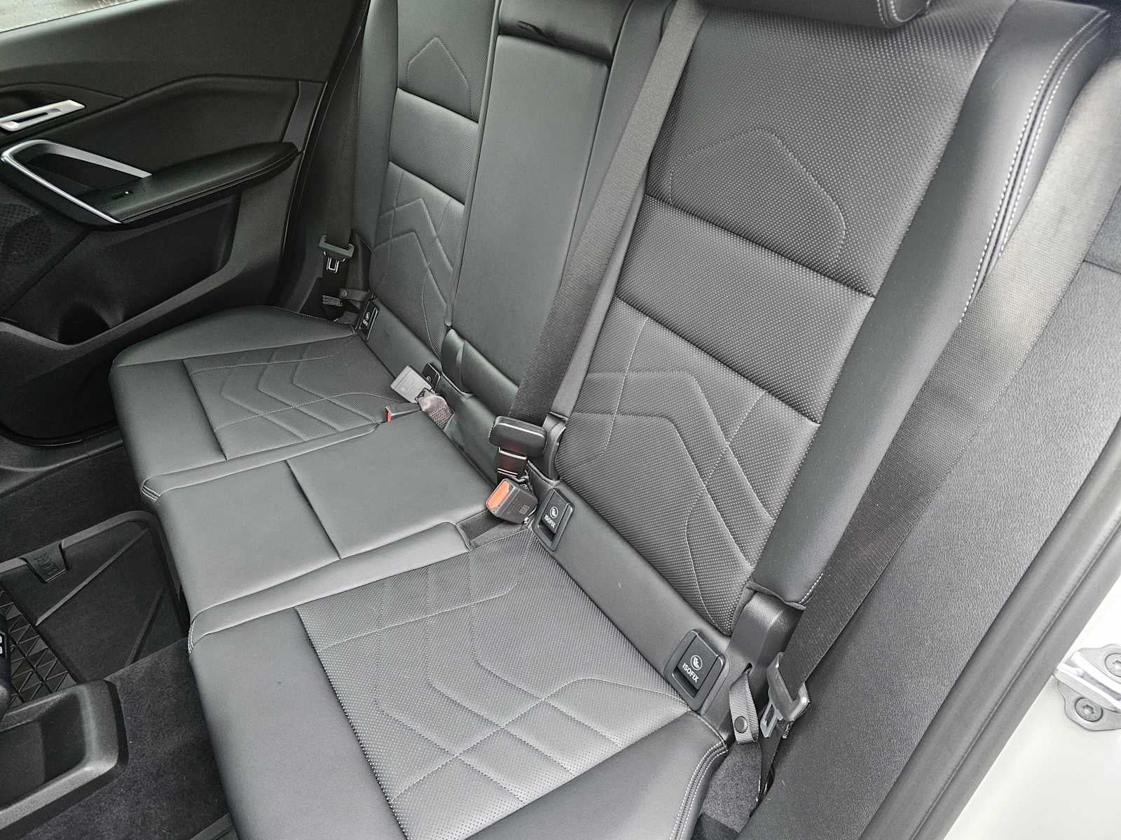 2025 BMW X2 xDrive28i xDrive28i