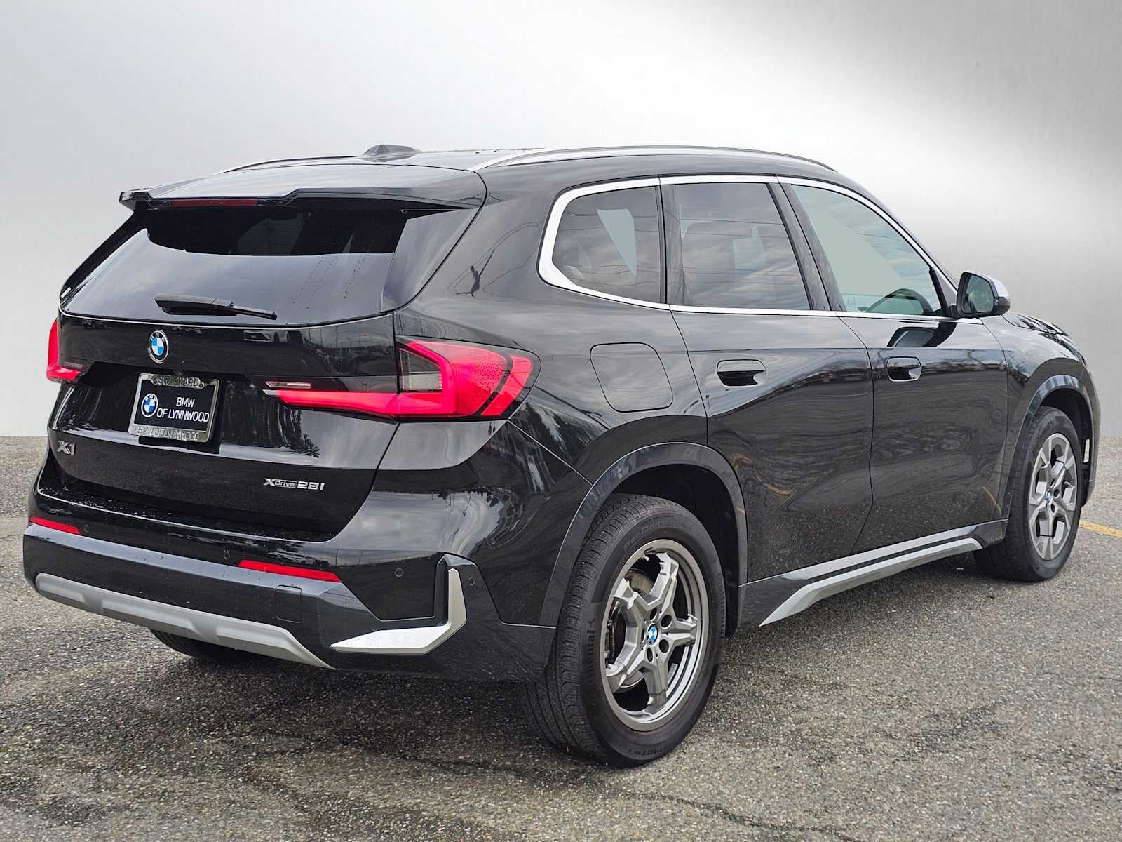 2024 BMW X1 xDrive28i xDrive28i