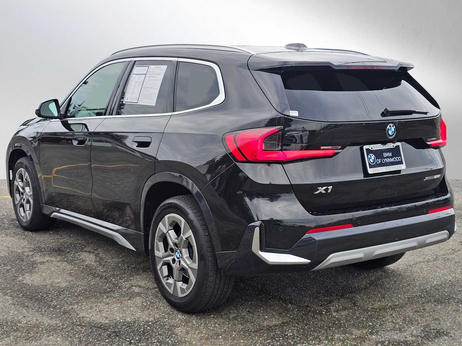 2024 BMW X1 xDrive28i xDrive28i