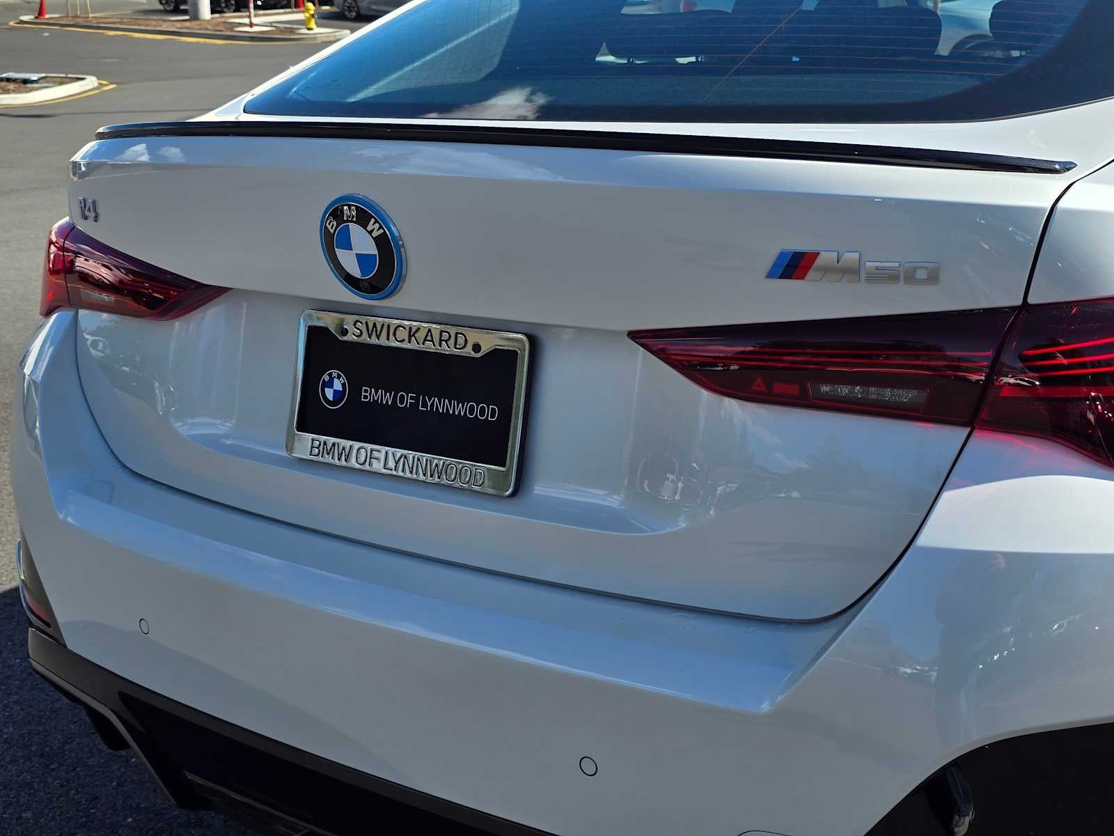2025 BMW i4 M50
