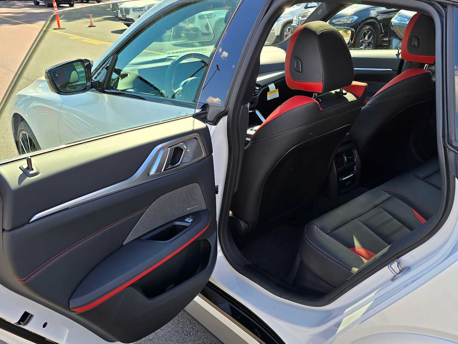 2025 BMW i4 M50