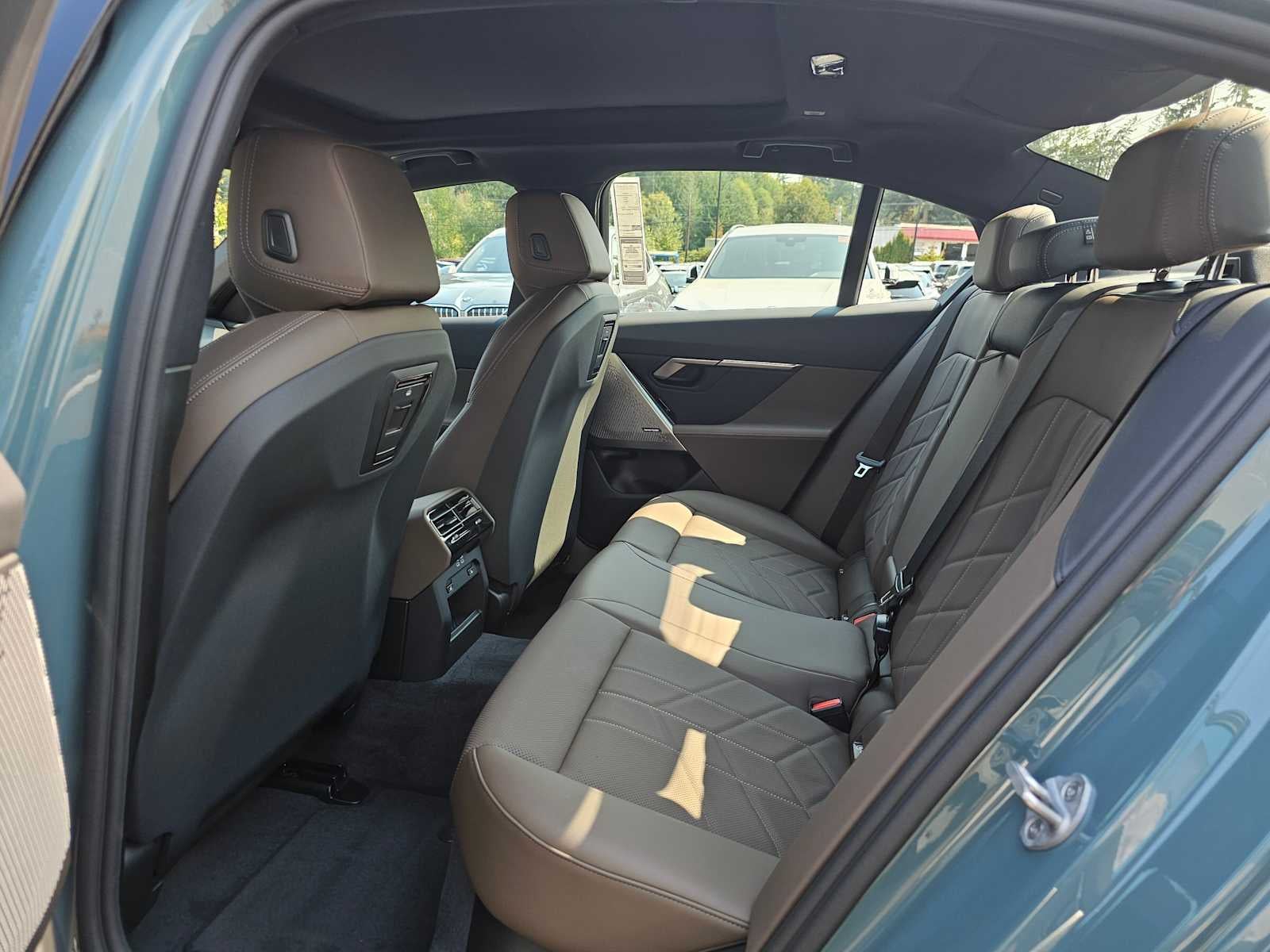 2026 BMW i5 xDrive40