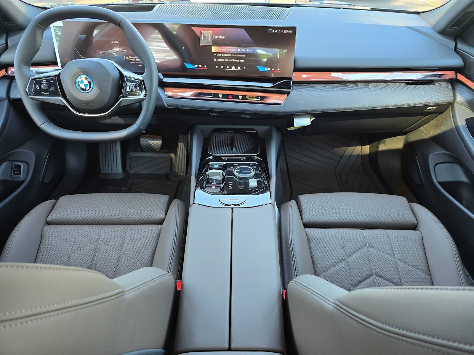 2026 BMW i5 xDrive40