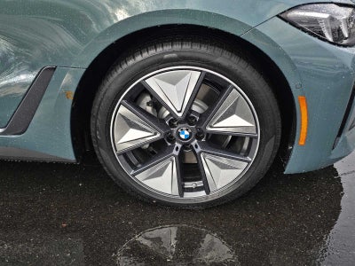 2025 BMW i4 xDrive40