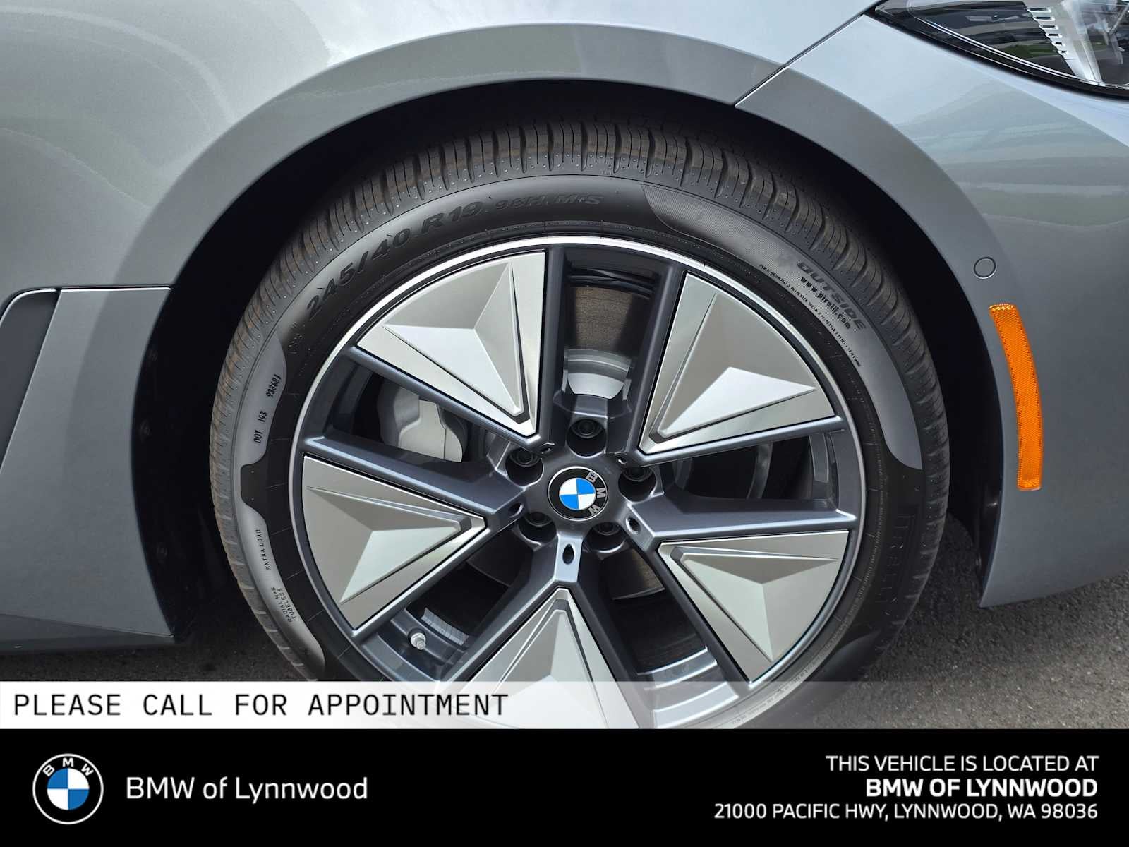 2026 BMW i4 xDrive40 xDrive40