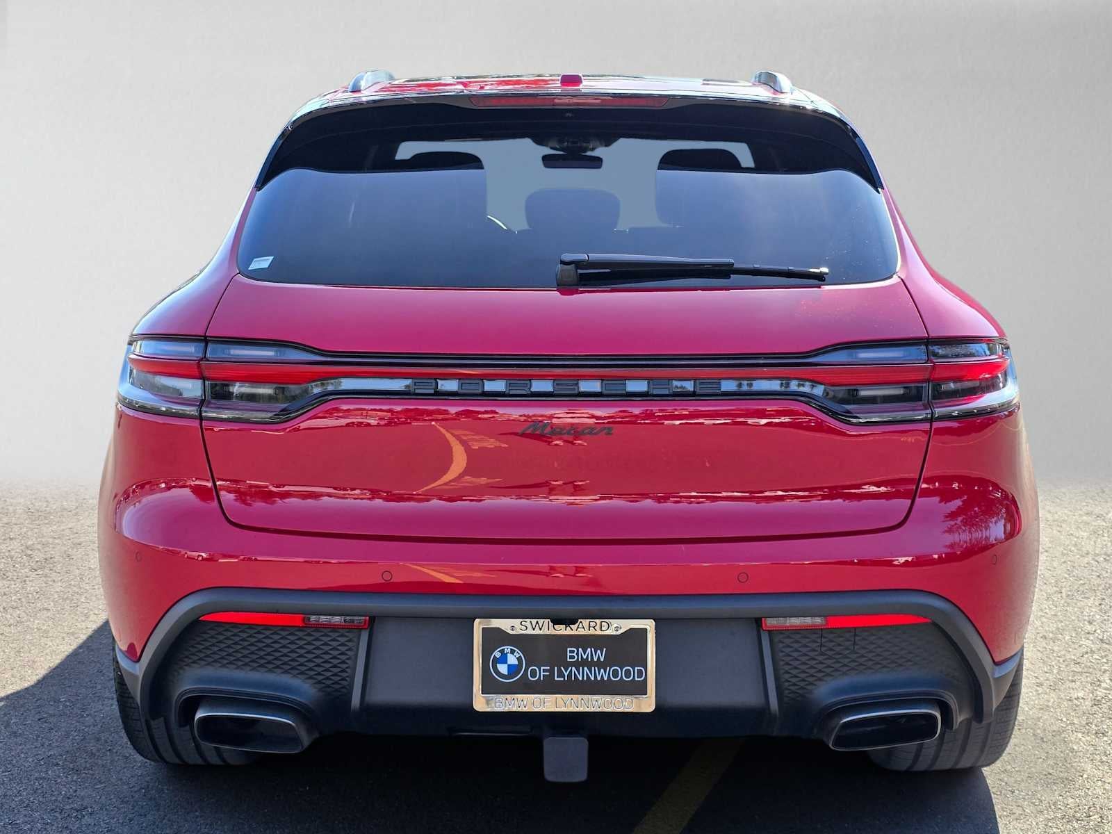 2023 Porsche Macan AWD