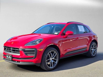 2023 Porsche Macan AWD
