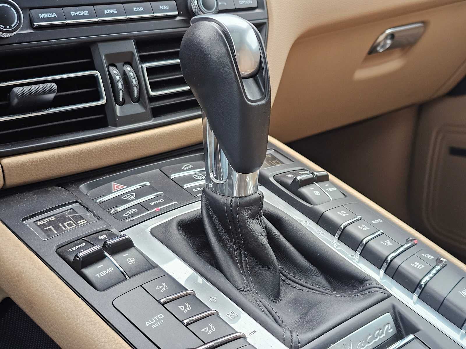 2019 Porsche Macan S