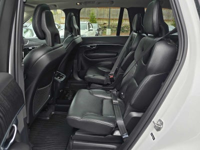 2020 Volvo XC90 Momentum