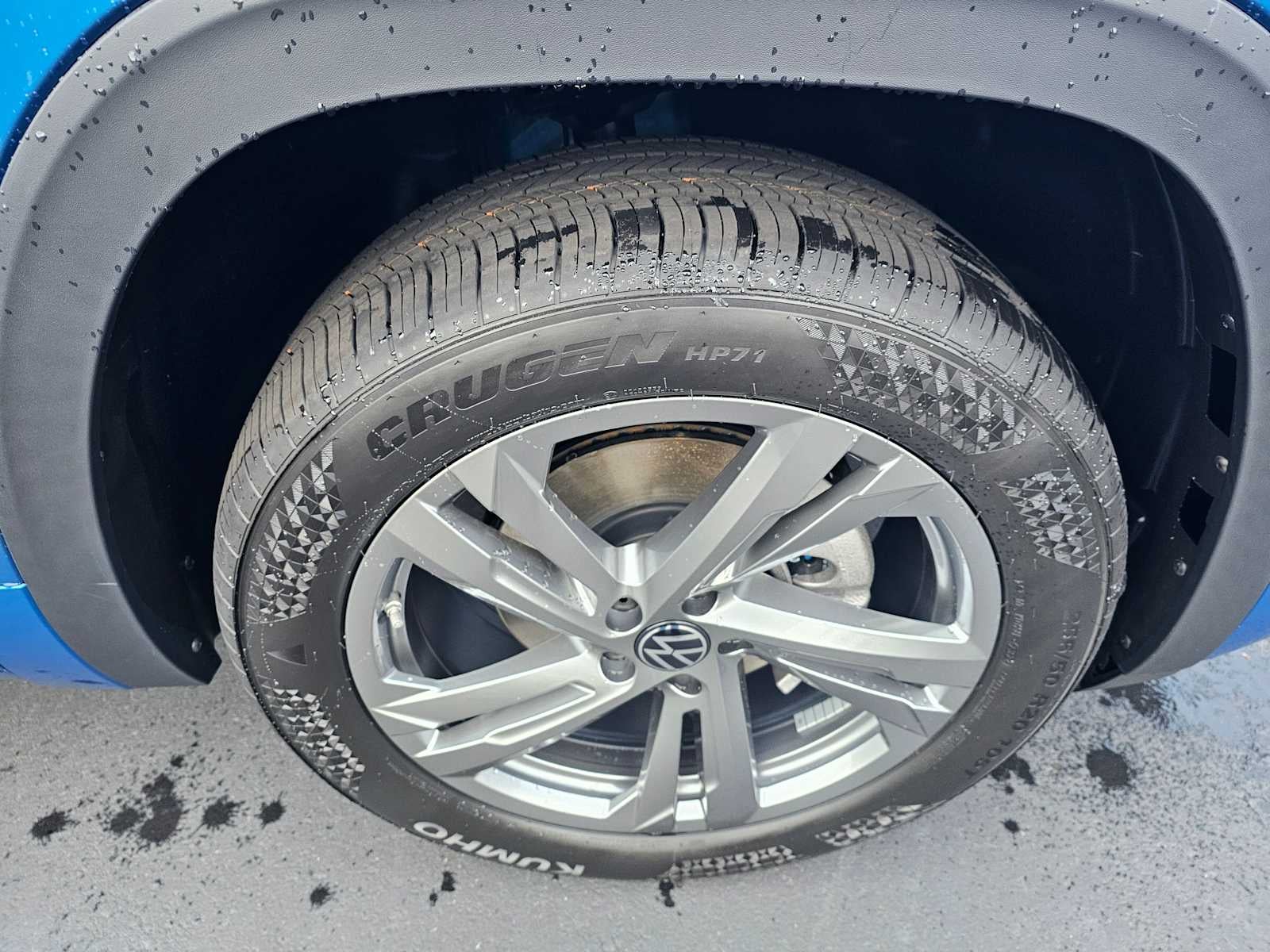 2024 Volkswagen Atlas Cross Sport 2.0T SEL R-Line 4MOTION