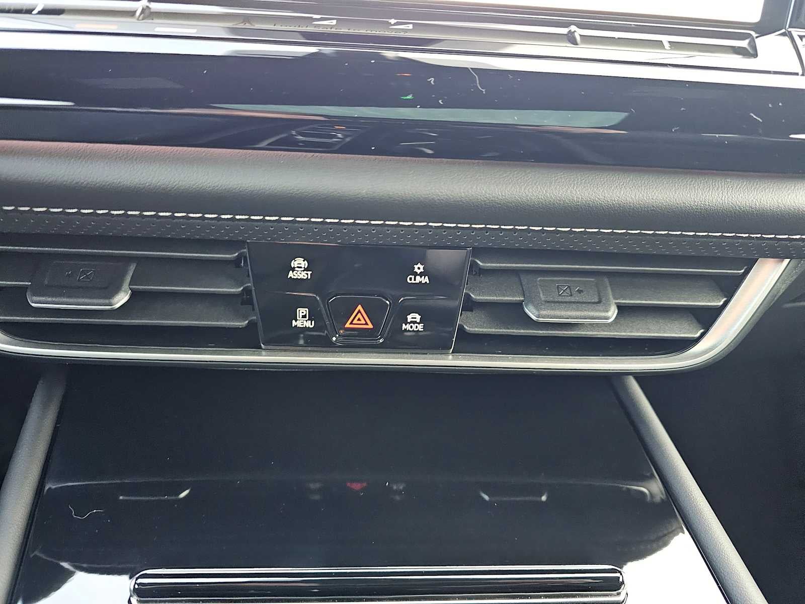 2024 Volkswagen Atlas Cross Sport 2.0T SEL R-Line 4MOTION