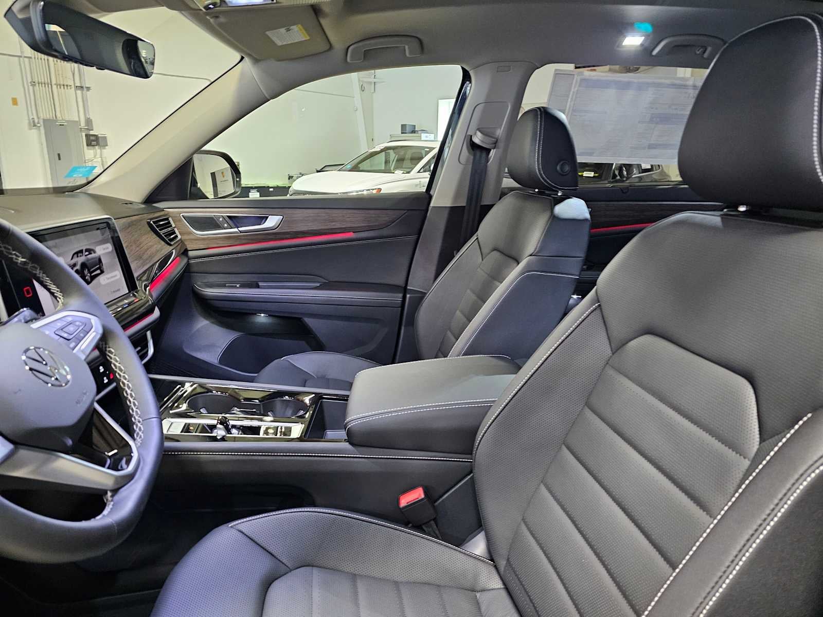 2025 Volkswagen Atlas 2.0T SEL 4MOTION