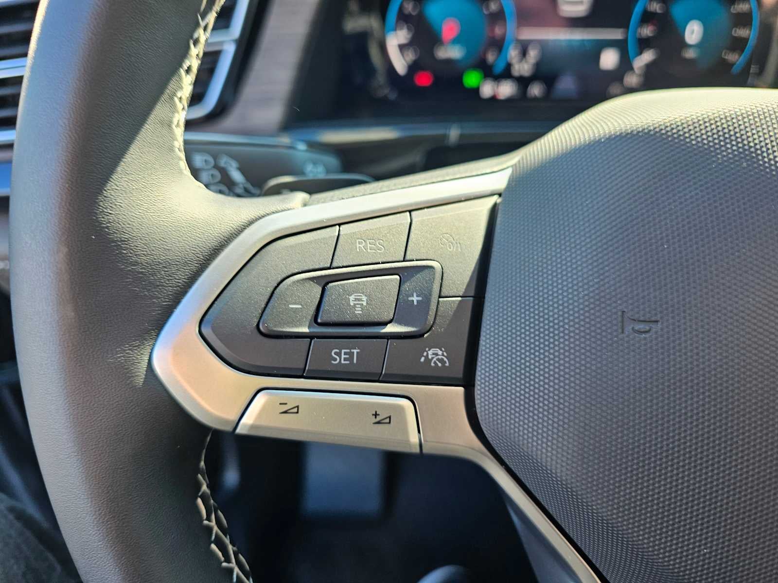 2025 Volkswagen Atlas 2.0T SEL 4MOTION