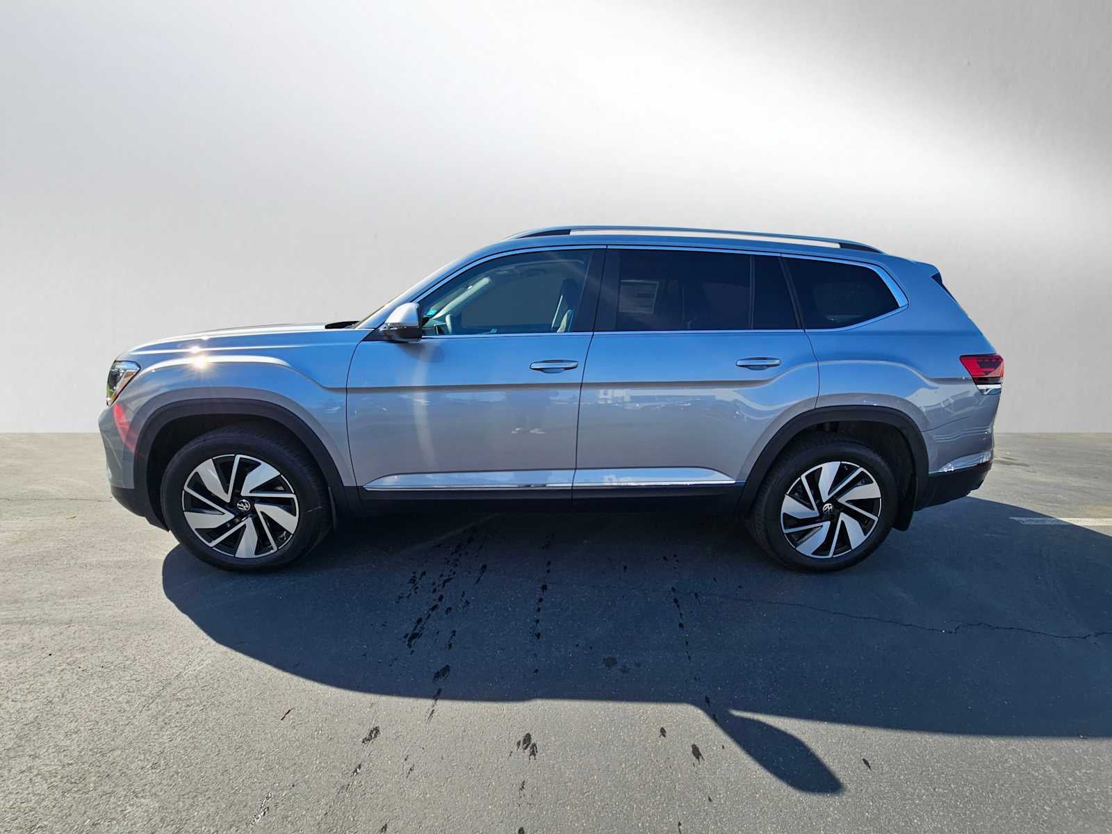 2025 Volkswagen Atlas 2.0T SEL 4MOTION