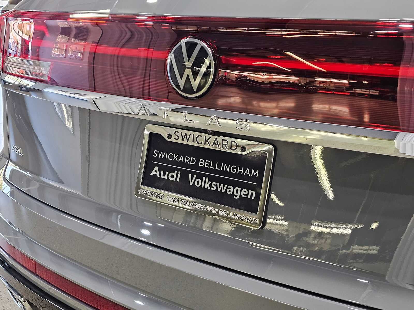 2026 Volkswagen Atlas Cross Sport 2.0T SEL Premium R-Line 4MOTION