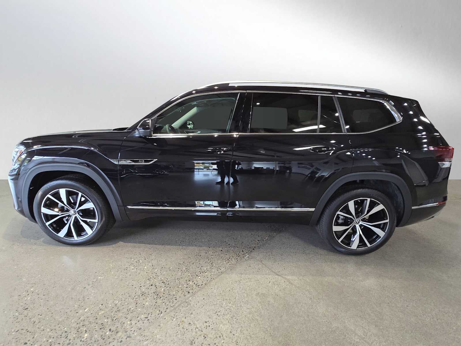 2026 Volkswagen Atlas 2.0T SEL Premium R-Line 4MOTION