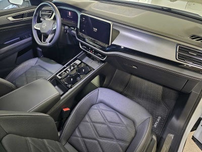 2026 Volkswagen Atlas Cross Sport 2.0T SE w/Technology 4MOTION