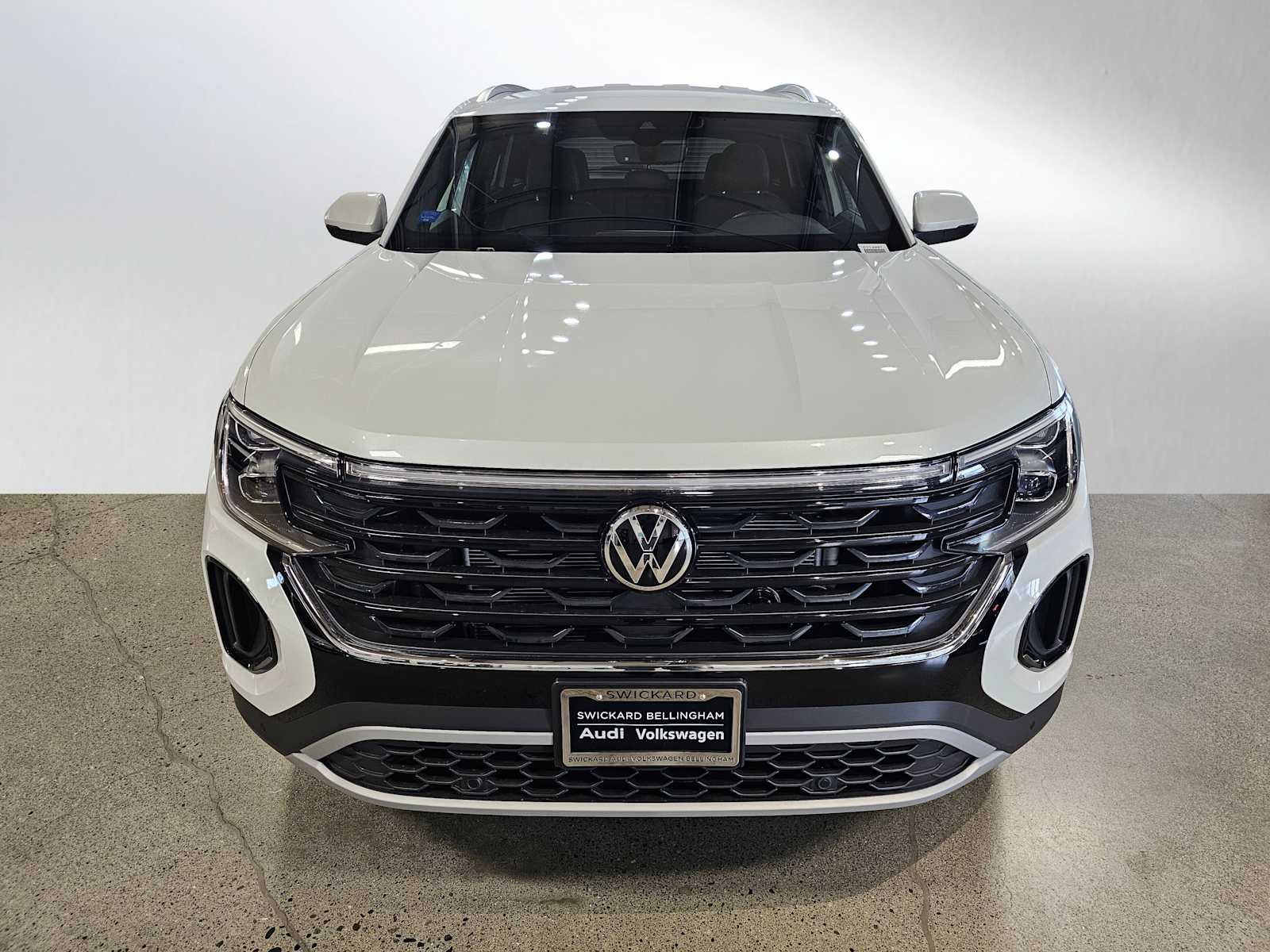 2026 Volkswagen Atlas Cross Sport 2.0T SE w/Technology 4MOTION