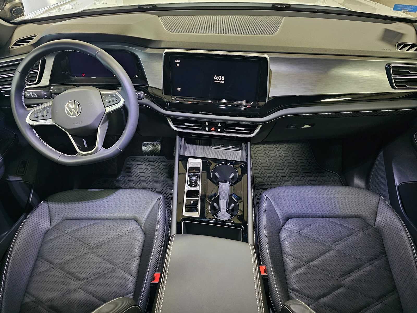 2026 Volkswagen Atlas Cross Sport 2.0T SE w/Technology 4MOTION