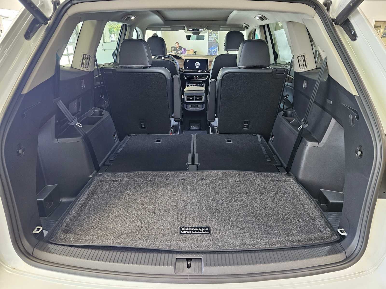 2026 Volkswagen Atlas 2.0T SE w/Technology 4MOTION
