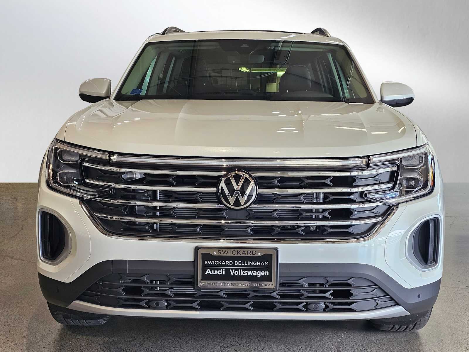 2026 Volkswagen Atlas 2.0T SE w/Technology 4MOTION